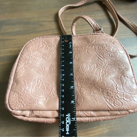 Multi Sac Purse Floral Embossed Crossbody Bag Tan Adjustable Strap Zip Pockets - Picture 11 of 15